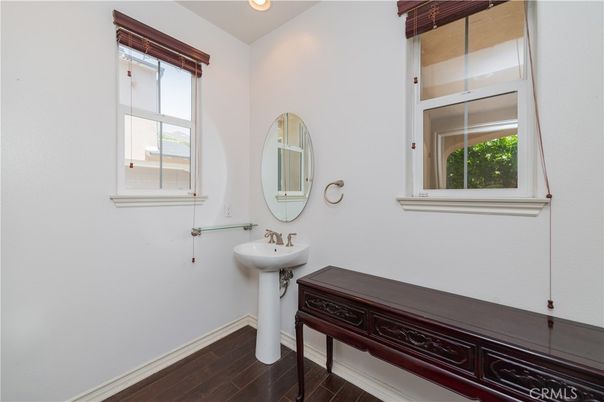 Bathroom, Interior, Recessed Lighting, Wood Texture Flooring