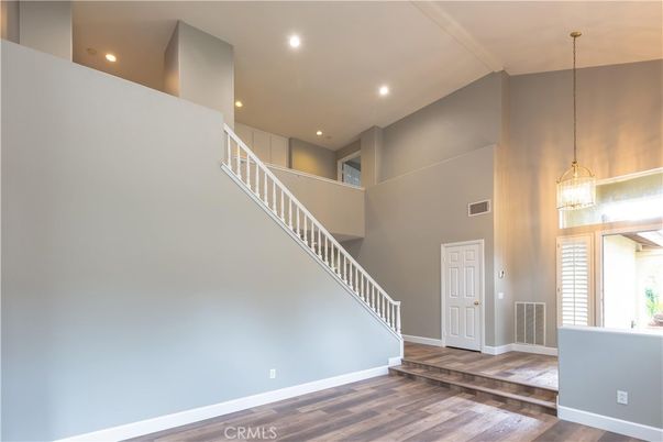 Interior, Pendant Lights, Recessed Lighting, Wood Texture Flooring