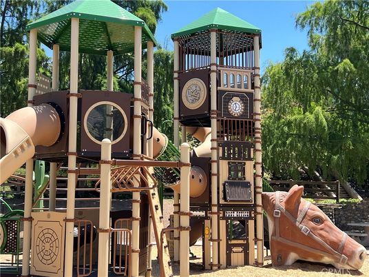 Backyard, Exterior, Playground