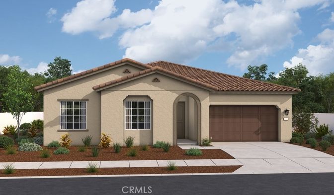 Attached, Exterior, Facade, Mediterranean