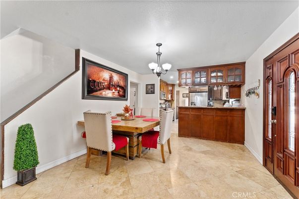 Chandelier, Dining room, Interior, Kitchen