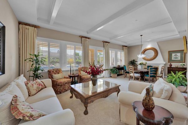 Dining room, Interior, Living room, Pendant Lights