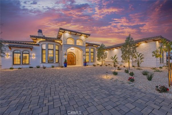 Exterior, Facade, Mediterranean