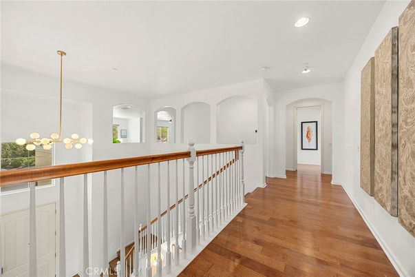 Interior, Pendant Lights, Recessed Lighting, Wood Texture Flooring