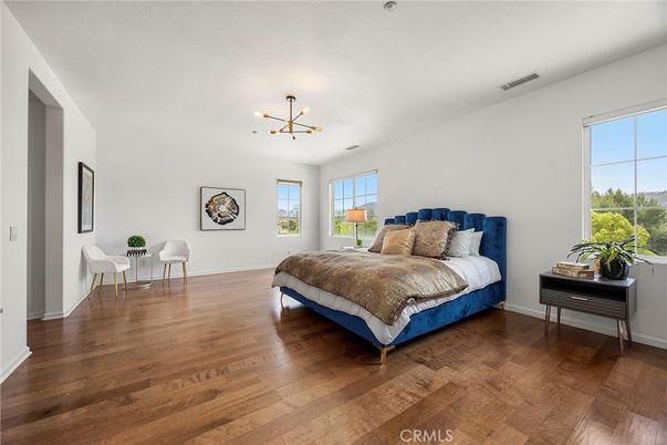 Bedroom, Interior, Pendant Lights, Wood Texture Flooring
