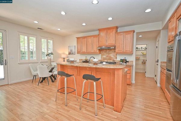 Dining room, Interior, Kitchen, Recessed Lighting, Wood Texture Flooring