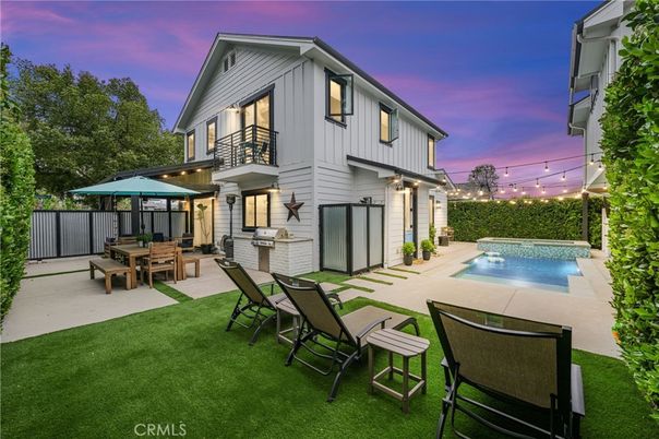 Backyard, Exterior, Pool