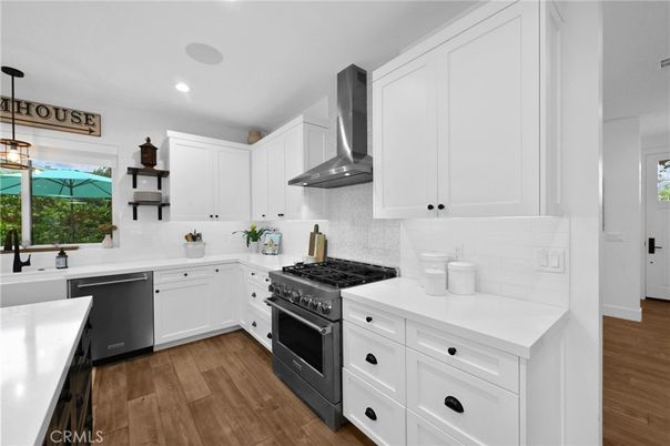 Interior, Kitchen, Pendant Lights, Recessed Lighting, Wood Texture Flooring