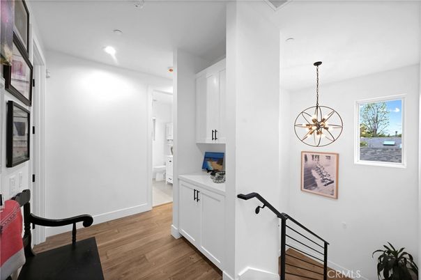 Interior, Pendant Lights, Recessed Lighting, Wood Texture Flooring