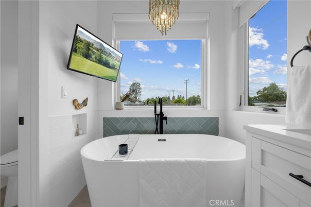 Bathroom, Free Standing Baths, Interior