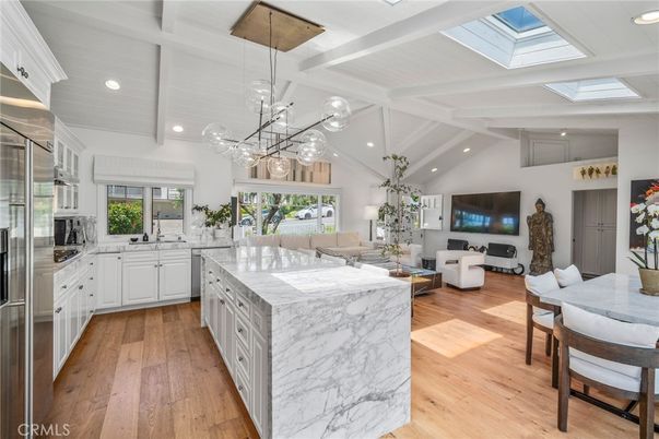 Interior, Kitchen, Living room, Pendant Lights, Recessed Lighting, Stainless Steel Appliances, Wood Texture Flooring