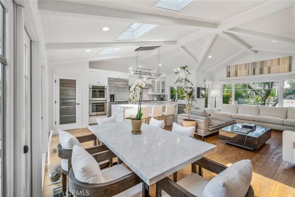 Dining room, Interior, Kitchen, Living room, Pendant Lights, Recessed Lighting, Stainless Steel Appliances, Wood Texture Flooring