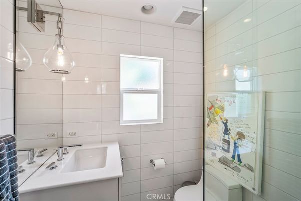 Bathroom, Interior, Pendant Lights, Recessed Lighting