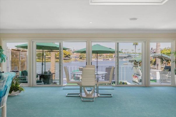 Dining room, Interior, Recessed Lighting, Water