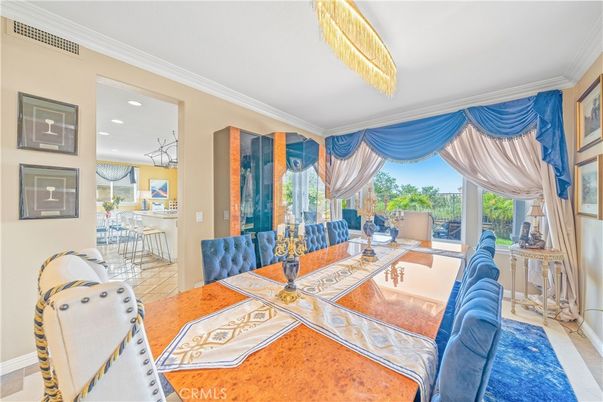 Chandelier, Dining room, Interior, Recessed Lighting