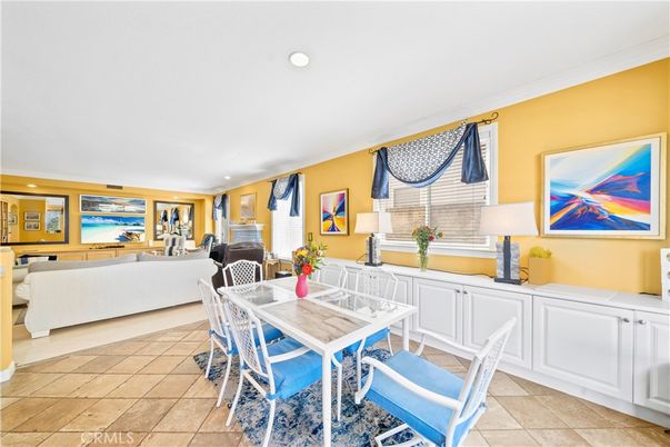 Dining room, Interior, Living room, Recessed Lighting
