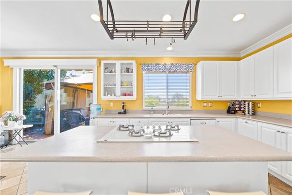 Interior, Kitchen, Recessed Lighting