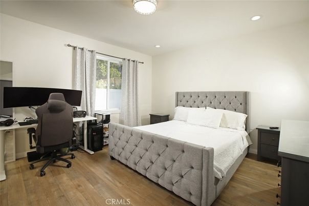 Bedroom, Home Office, Interior, Recessed Lighting, Wood Texture Flooring