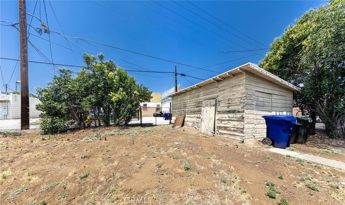Backyard, Detached Garage, Exterior