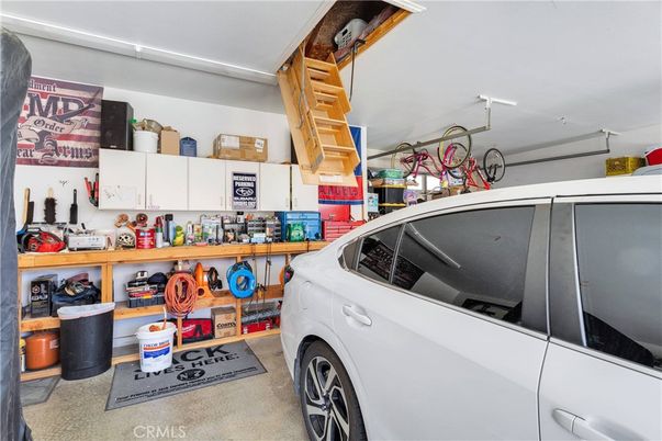 Garage, Interior