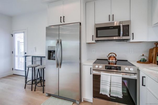 Interior, Kitchen, Stainless Steel Appliances