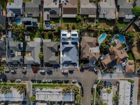 Exterior, Drone