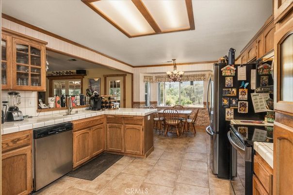 Chandelier, Dining room, Interior, Kitchen, Tile Countertops