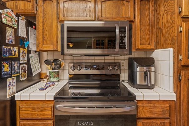 Interior, Kitchen, Tile Countertops