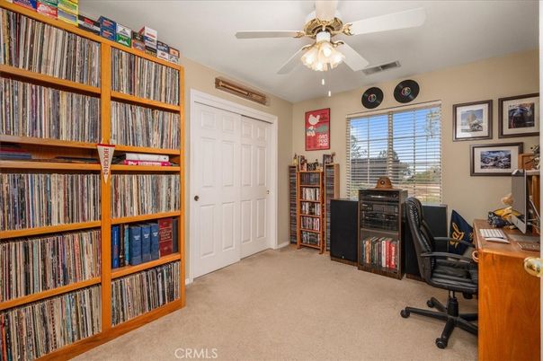 Home Office, Interior