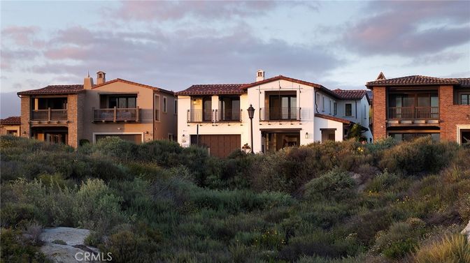 Exterior, Facade, Spanish Mediterranean