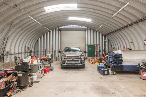 Garage, Interior