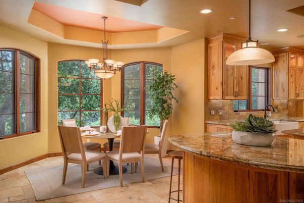 Chandelier, Dining room, Interior, Pendant Lights, Recessed Lighting