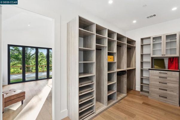 Interior, Recessed Lighting, Walk-in Closets, Wood Texture Flooring