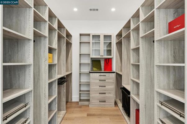 Interior, Recessed Lighting, Walk-in Closets, Wood Texture Flooring