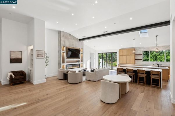 Fireplace, Interior, Living room, Pendant Lights, Recessed Lighting, Wood Texture Flooring