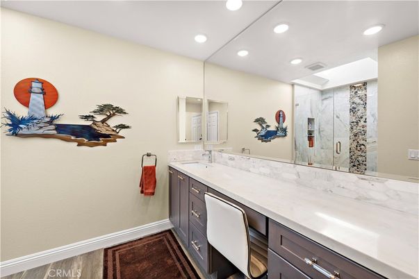 Bathroom, Interior, Marble Walls, Recessed Lighting, Wood Texture Flooring