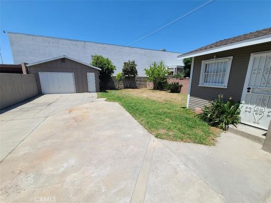 Backyard, Detached Garage, Exterior