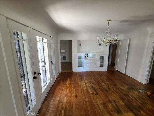 Chandelier, Empty room, Interior, Wood Texture Flooring