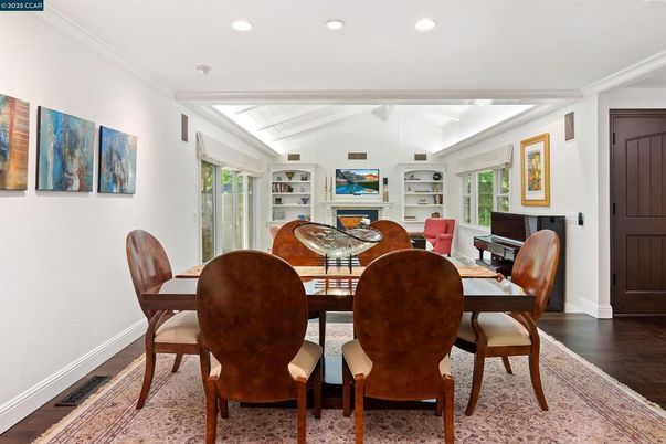 Dining room, Fireplace, Interior, Recessed Lighting, Wood Texture Flooring