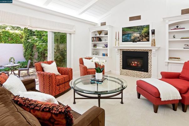 Fireplace, Interior, Living room