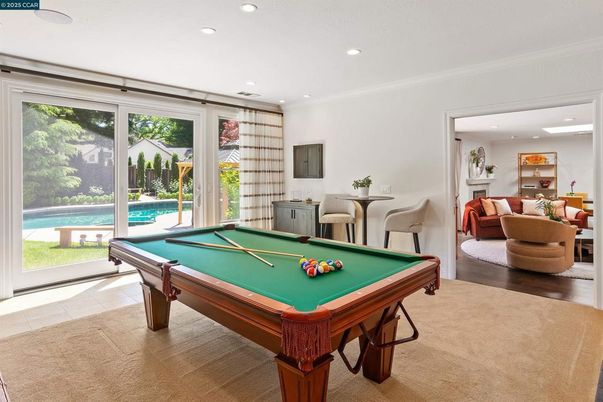 Billiard Table, Game Room, Interior, Living room, Recessed Lighting