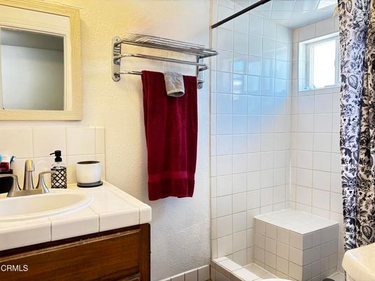 Bathroom, Interior, Tile Countertops