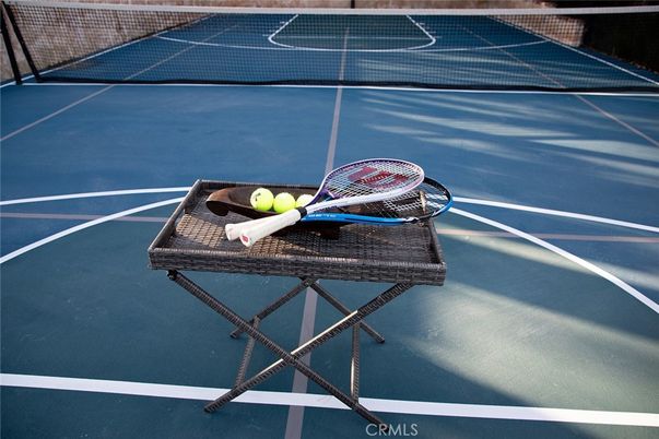 Exterior, Tennis Courts