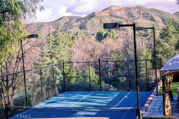 Exterior, Tennis Courts