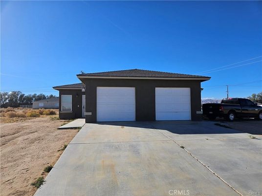 Detached Garage, Exterior