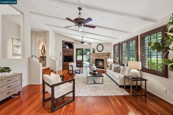 Fireplace, Interior, Living room, Recessed Lighting, Wood Texture Flooring