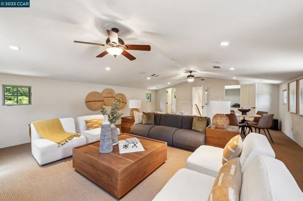 Dining room, Interior, Living room, Recessed Lighting