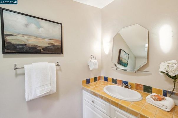 Bathroom, Interior, Tile Countertops