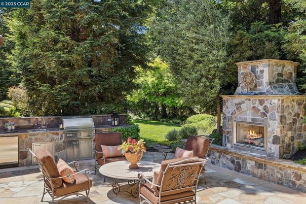 Exterior, Fireplace
