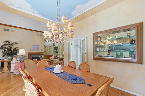Chandelier, Dining room, Interior, Recessed Lighting, Wood Texture Flooring